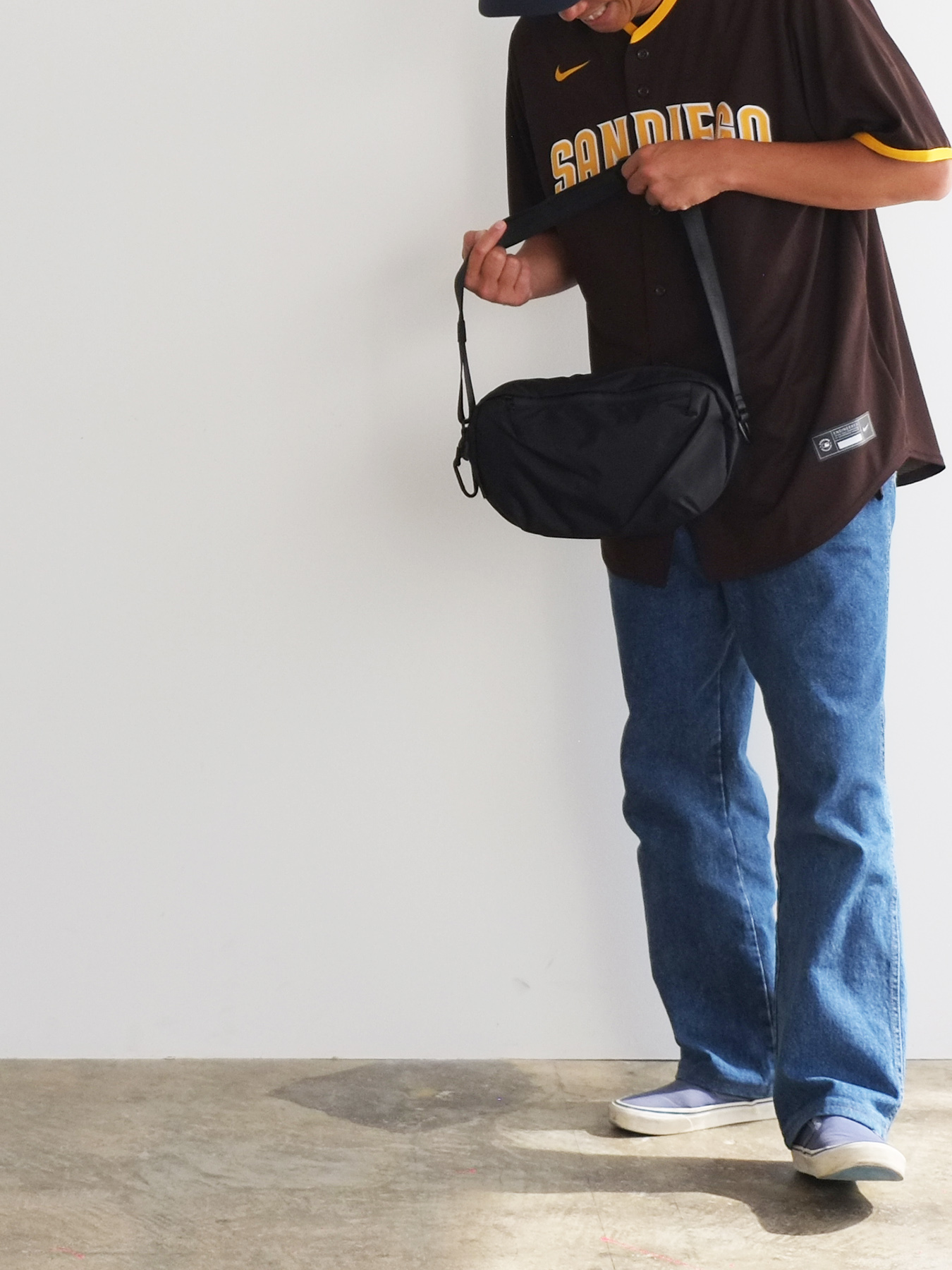 N24007] Pyxis shoulder | NoiR